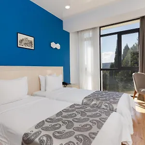 4* Hotel Iveria